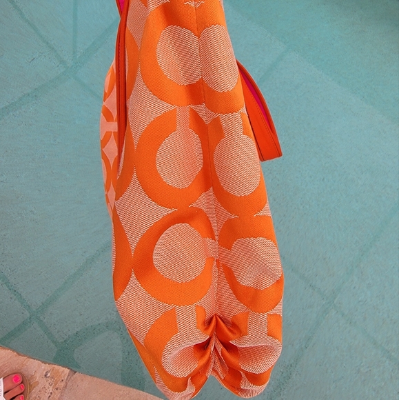 Coach Persimmon And Magenta Poppy Tote Bag - Picture 14 of 16